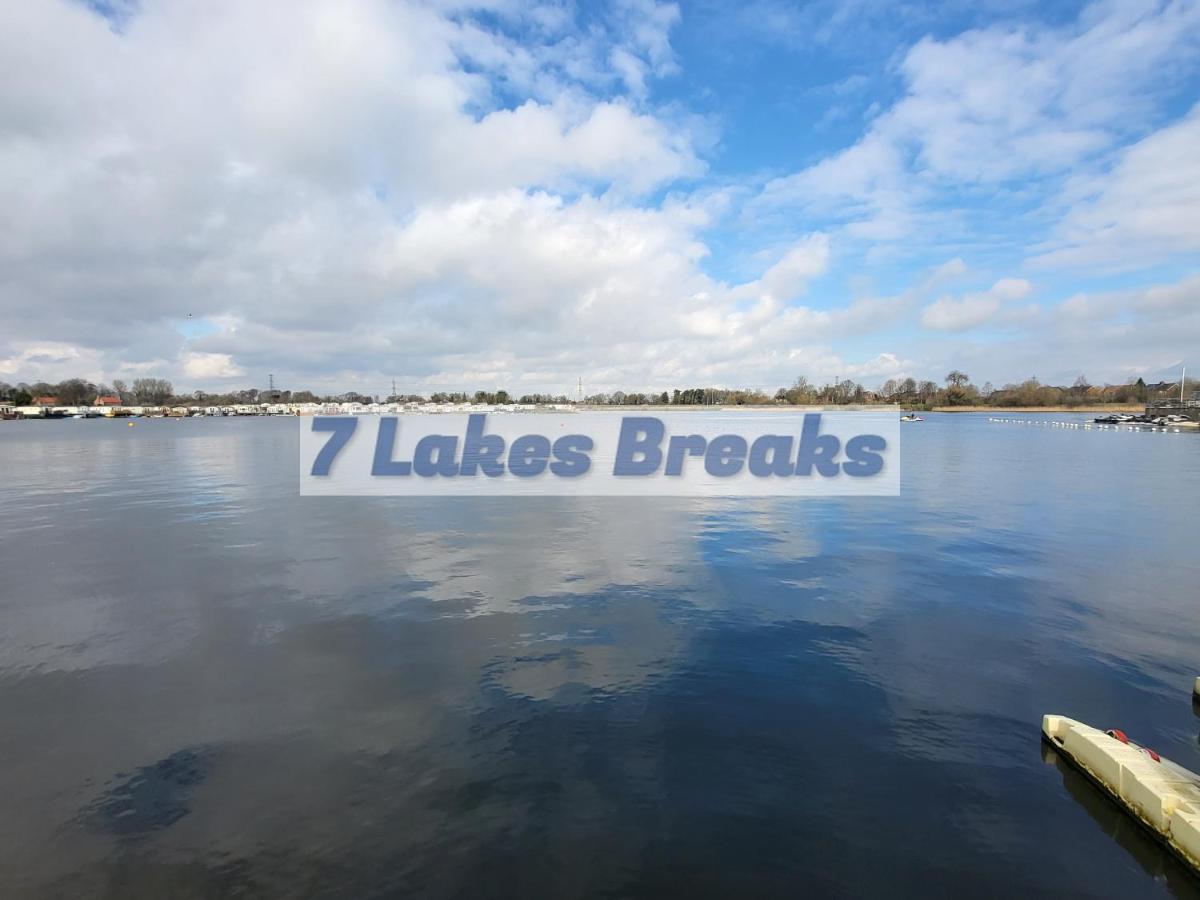 7 Lakes Breaks At 7 Lakes Country Park Crowle  Экстерьер фото