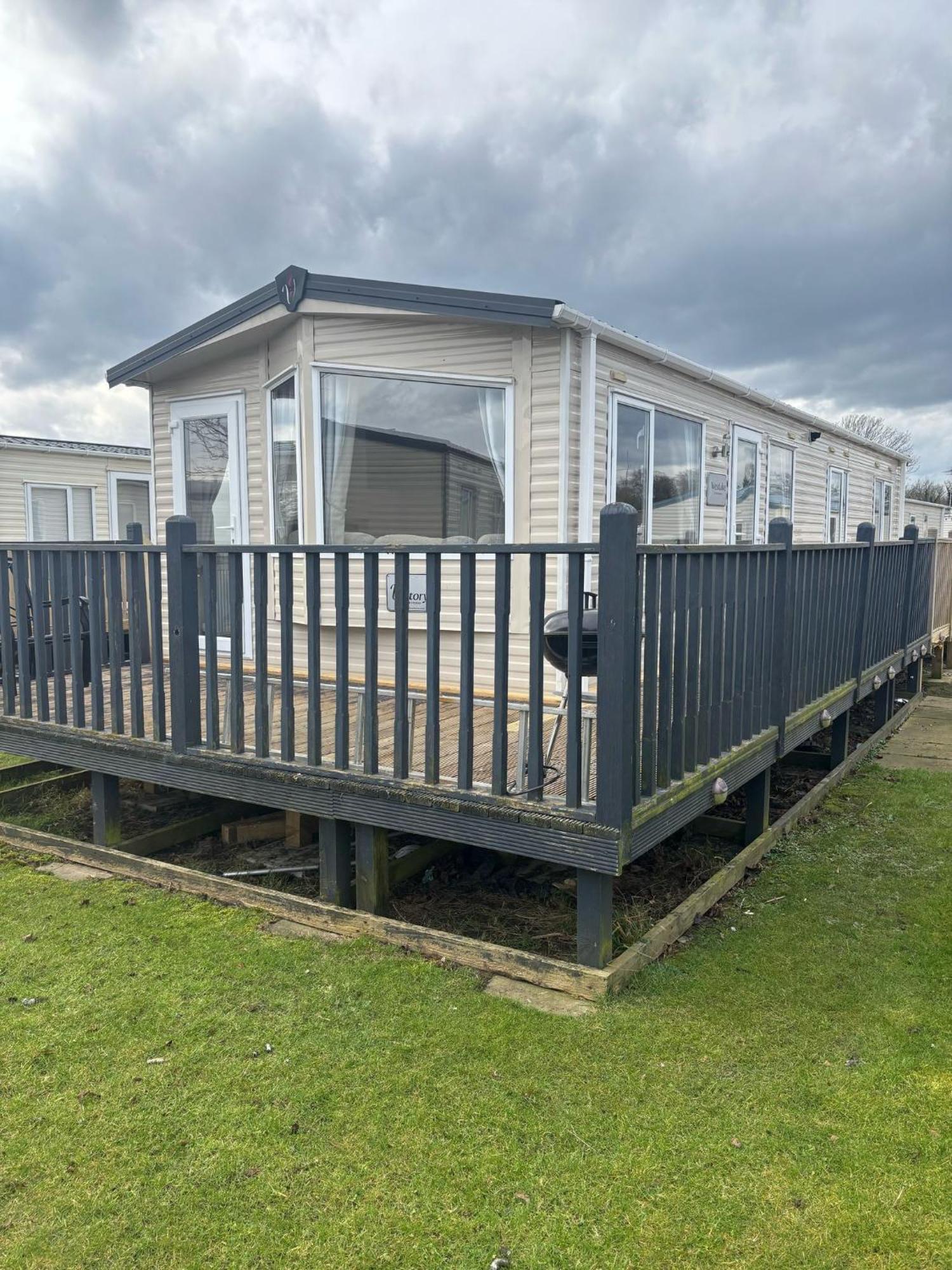 7 Lakes Breaks At 7 Lakes Country Park Crowle  Экстерьер фото